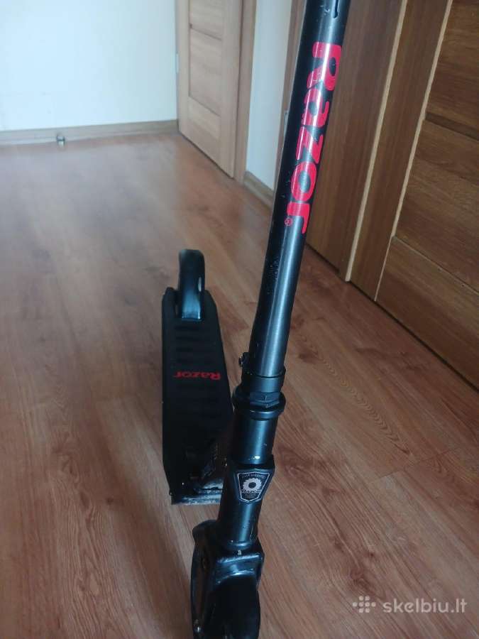 Razor A5 elektrinis paspirtukas - nuotraukos Nr. 7