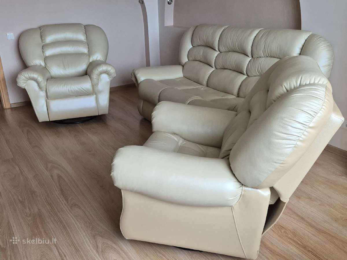 Natūralios odos šviesus minkštų baldų komplektas