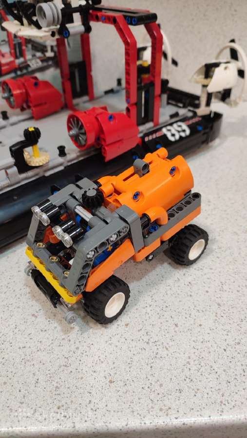Lego Technic 42076 Hovercraft - nuotraukos Nr. 6