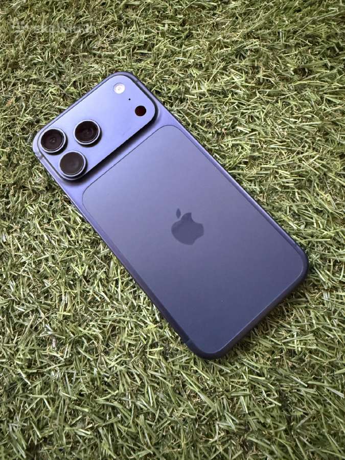Apple iPhone 17 Pro Max 256gb Blue 10/10