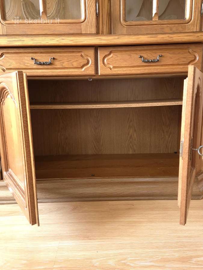 Elegantiškas medžio masyvo sekcijų komplektas - nuotraukos Nr. 9