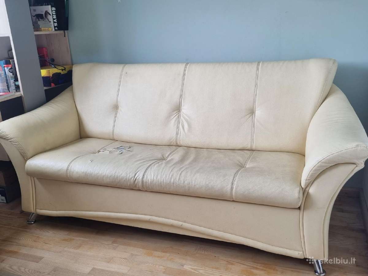 Išskleidžiama naudota sofa