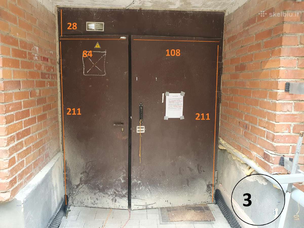 Naudotos lauko durys 4vnt metalinės, 4vnt medinės - nuotraukos Nr. 5