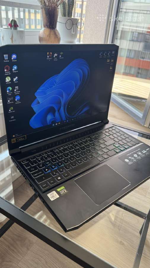 Acer Predator Helios 300
