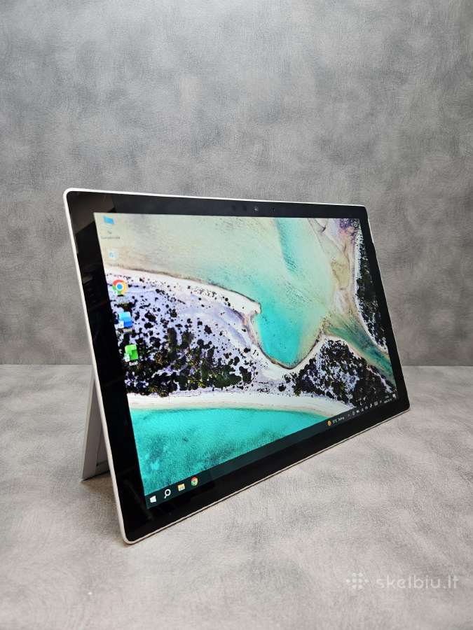 Microsoft Surface/12.3"qhd+touch/i5-7300/8r/256ssd