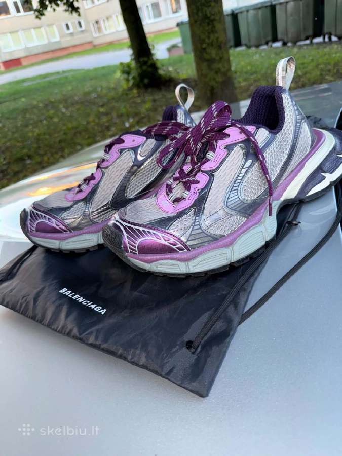 Balenciaga - nuotraukos Nr. 5