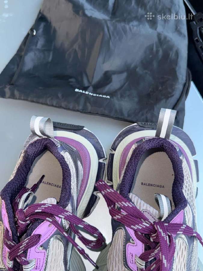 Balenciaga - nuotraukos Nr. 11