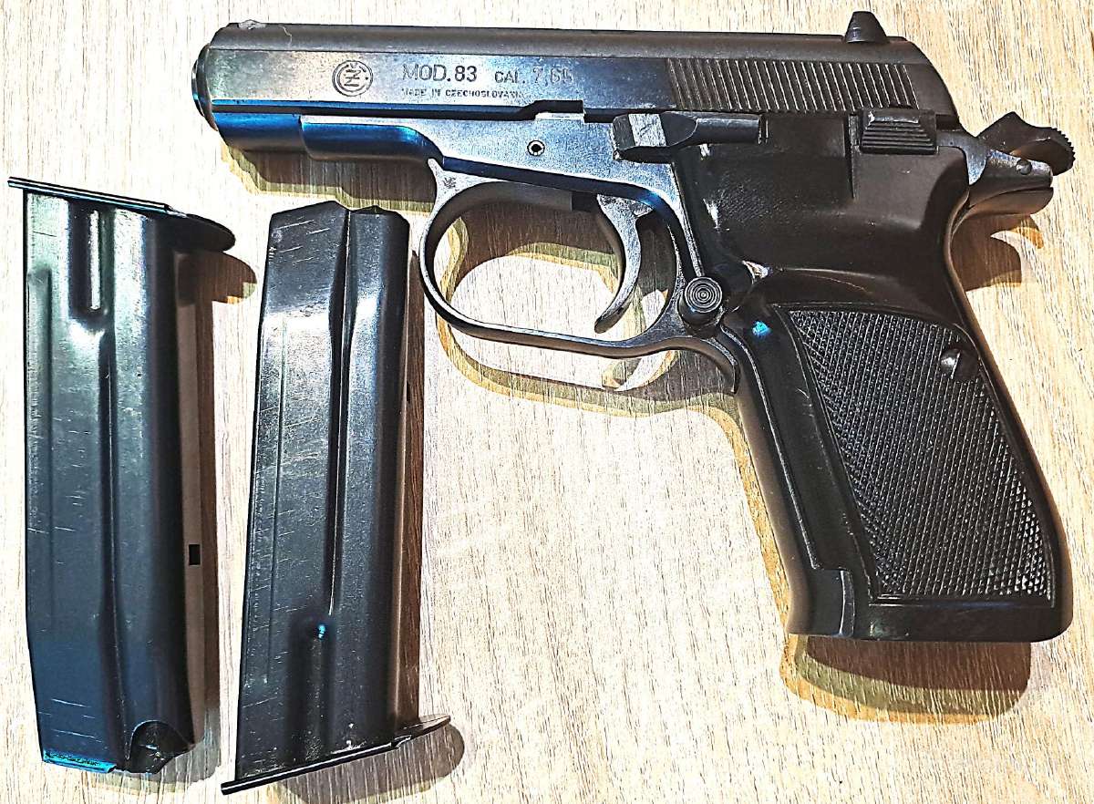 Pistole Cz.83