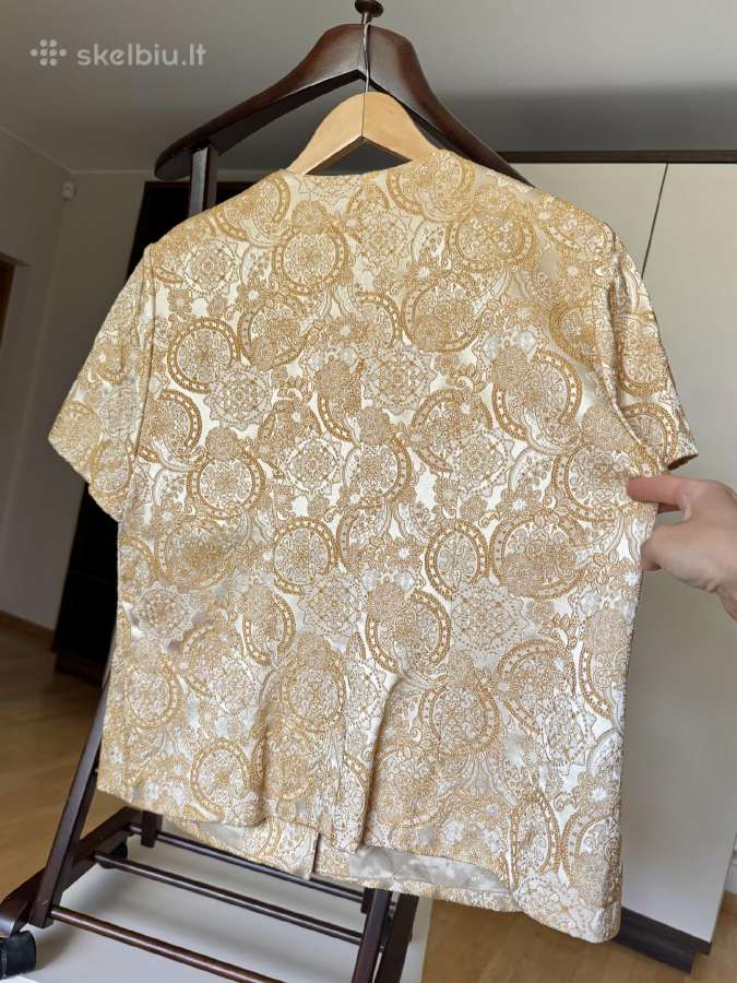 Auksinis kostiumėlis su ornamentais 46 dydis - nuotraukos Nr. 16