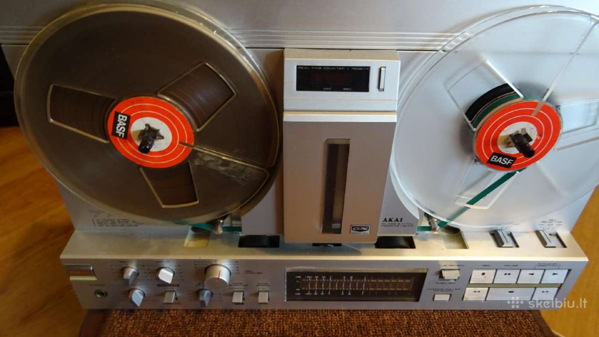 Juostinis Akai GX 77