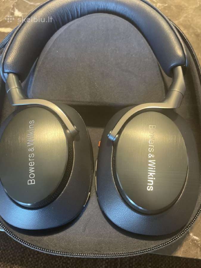 Bowers&wilkins Px8 007 Edition