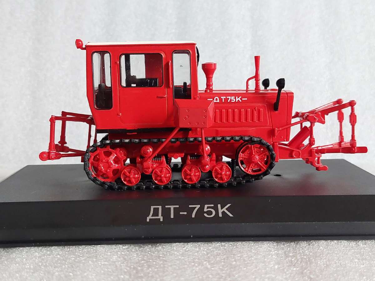 DT-75 K - nuotraukos Nr. 2