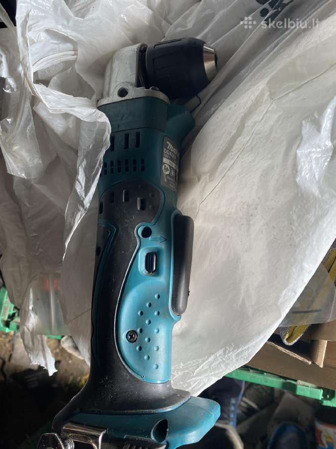 Makita