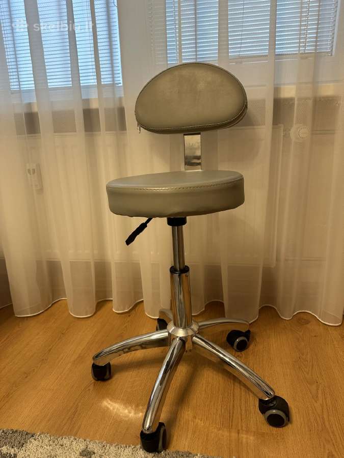 Kosmetologinė kėdutė