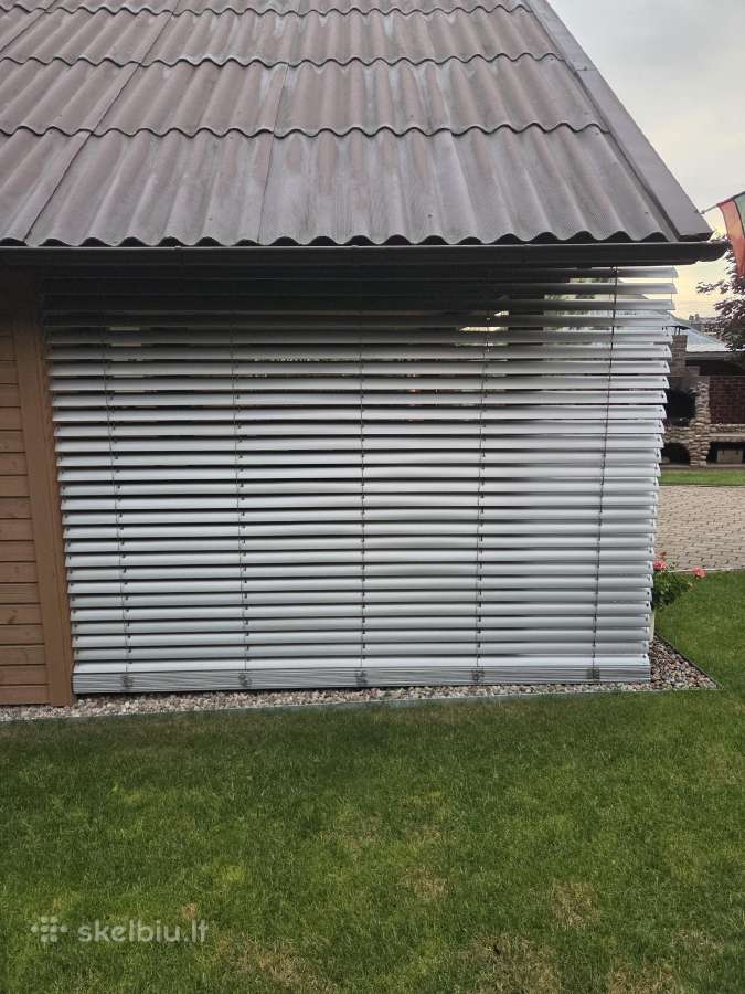Lauko žaliuzės