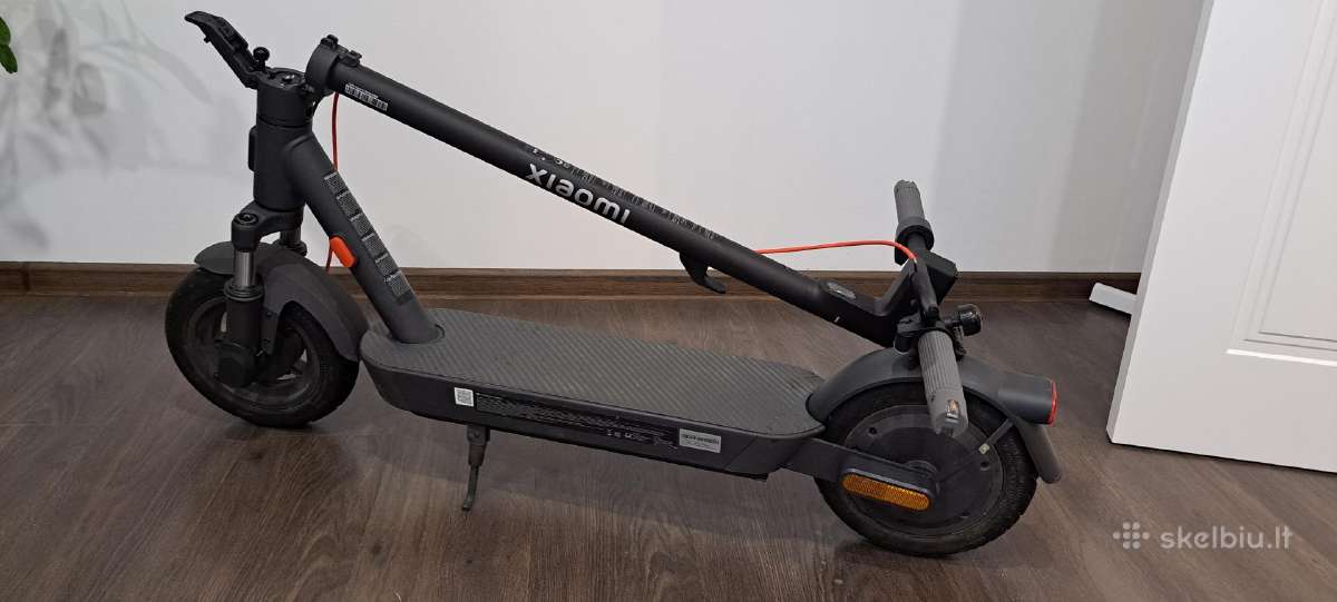 Labai mažai naudotas paspirtukas