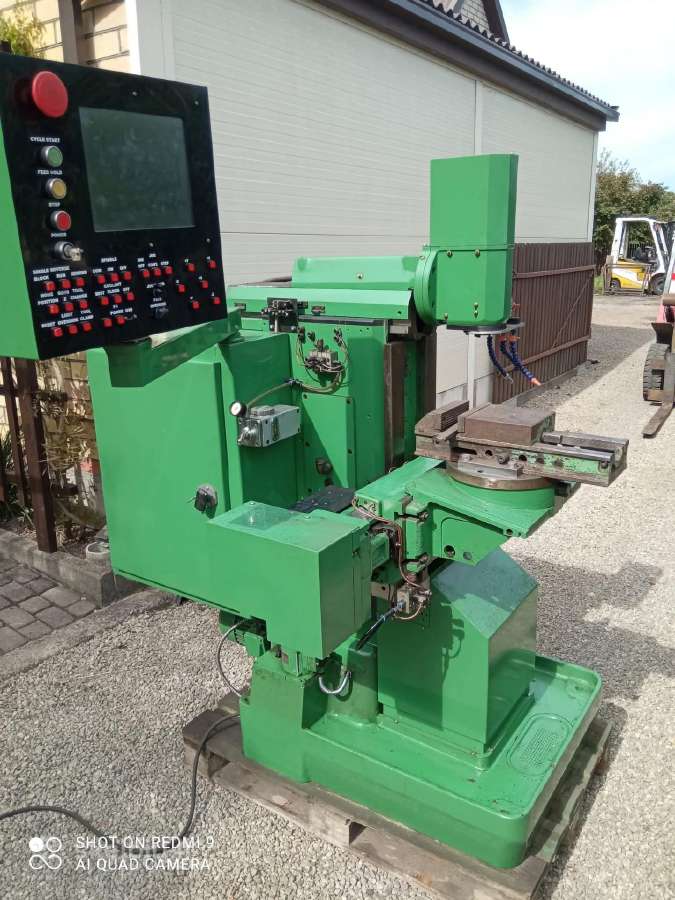 Programinės CNC frezavimo staklės