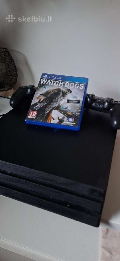 Ps4 Pro 1tb su 2 originaliais pulteliais