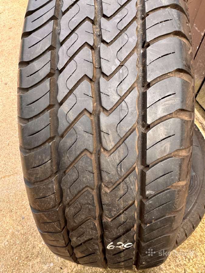 Naudotos padangos 2vnt. 215/60r17c