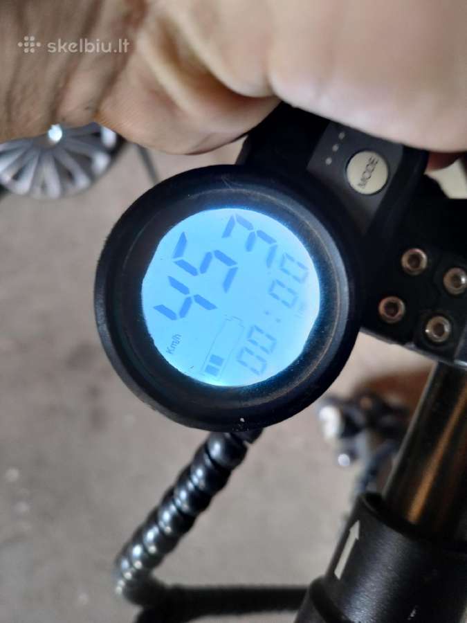 2 elektriniai paspirtukai pilnai vaziuajantys - nuotraukos Nr. 7