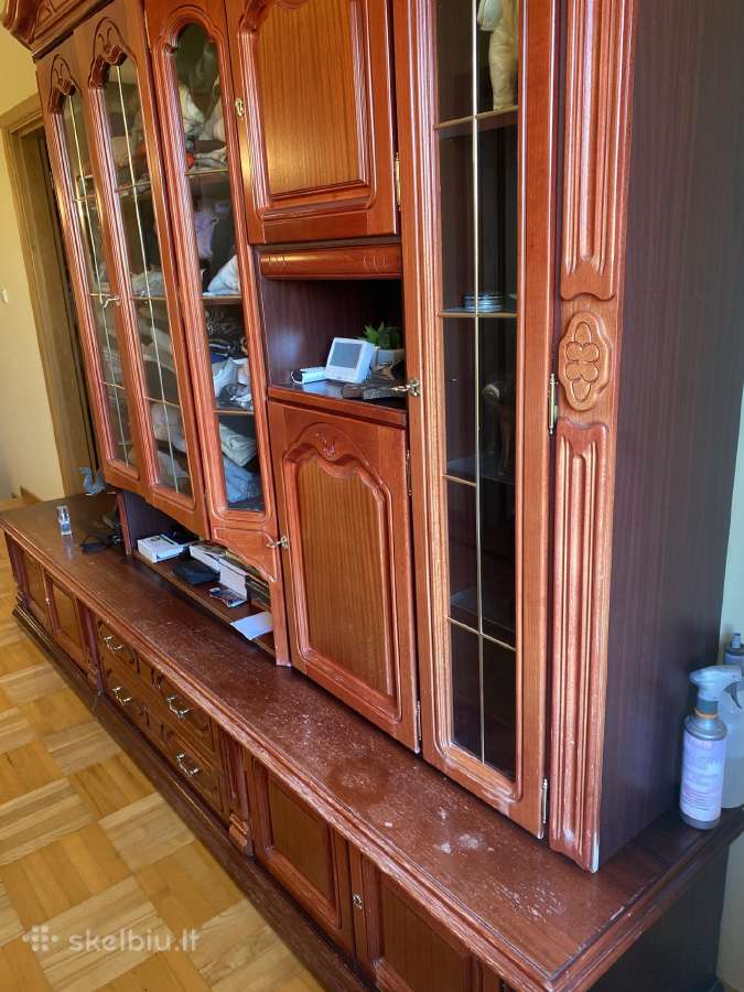 Dovanojame/parduodame raudonmedžio spintą/sekciją - nuotraukos Nr. 5
