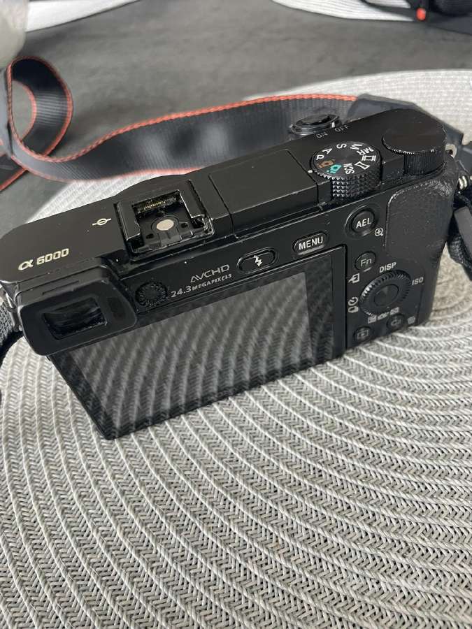 Sony A6000 + 2 objektyvai 16-50 Oss ir 55-210 Oss - nuotraukos Nr. 5