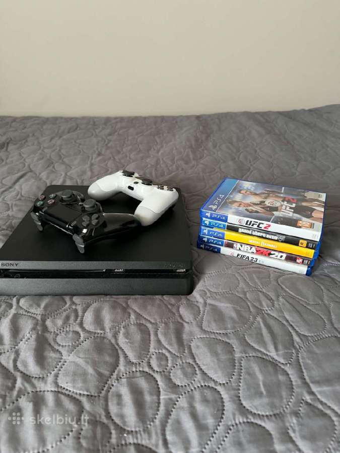 Playstation 4