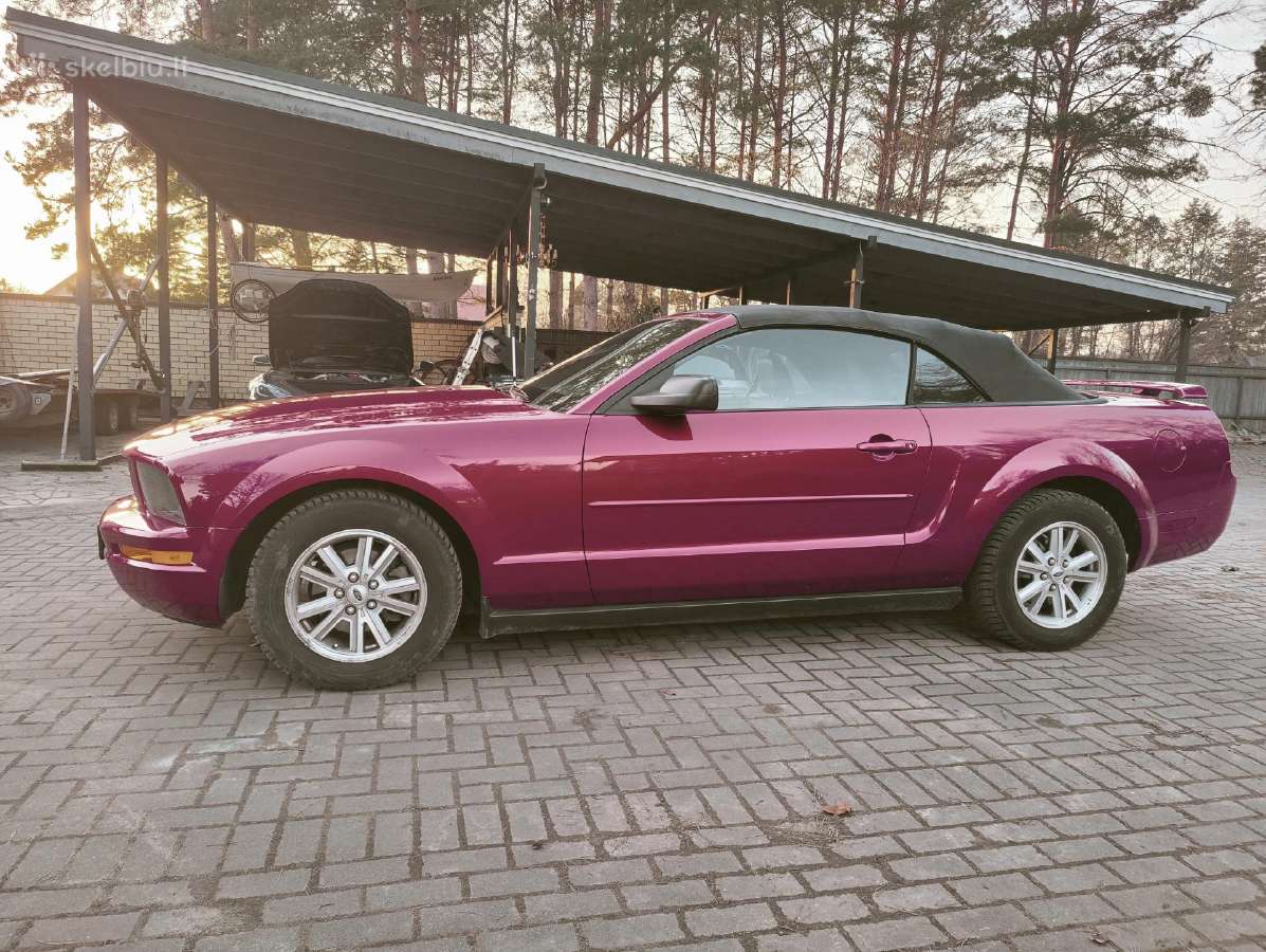 Ford Mustang Kabrio - nuotraukos Nr. 3