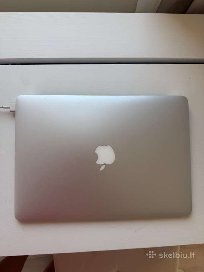 Apple Macbookair