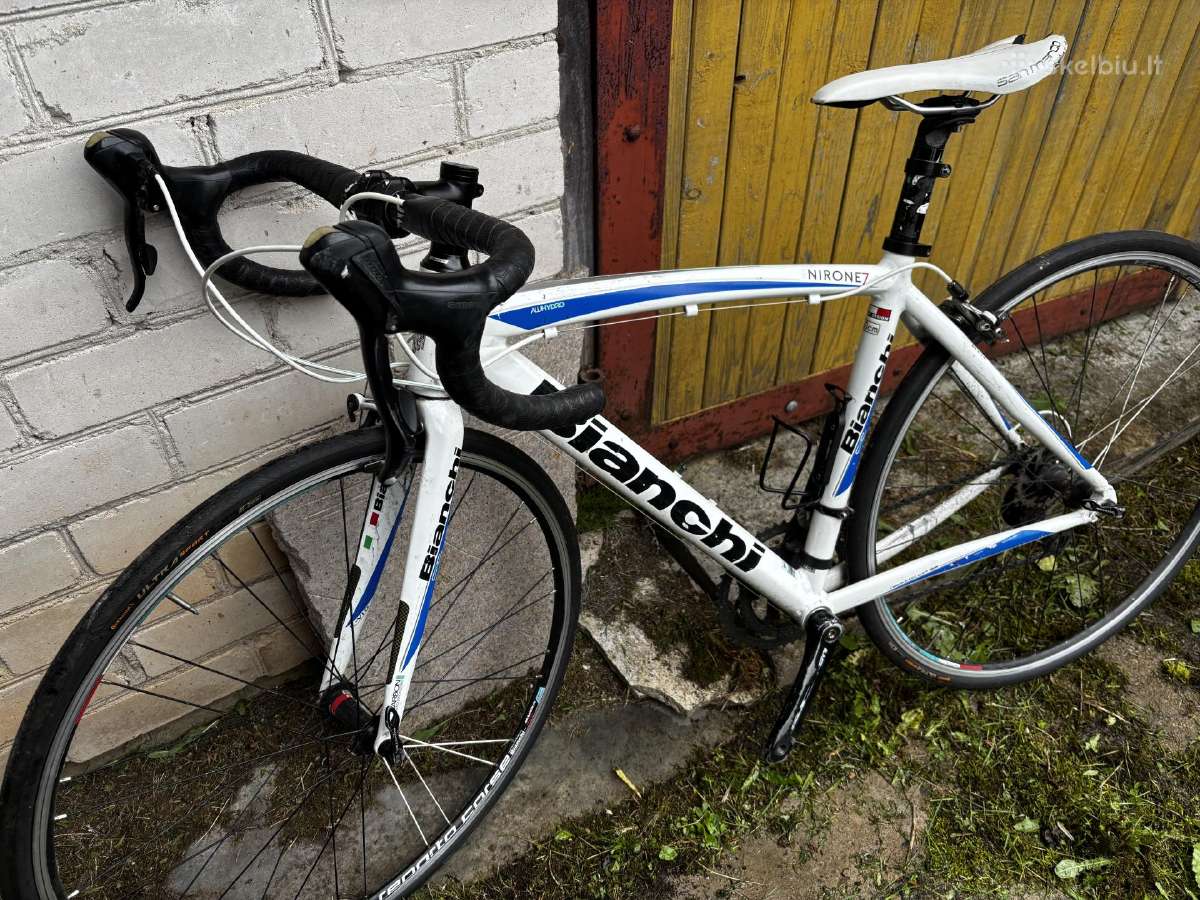 Bianchi plento dviratis - nuotraukos Nr. 4