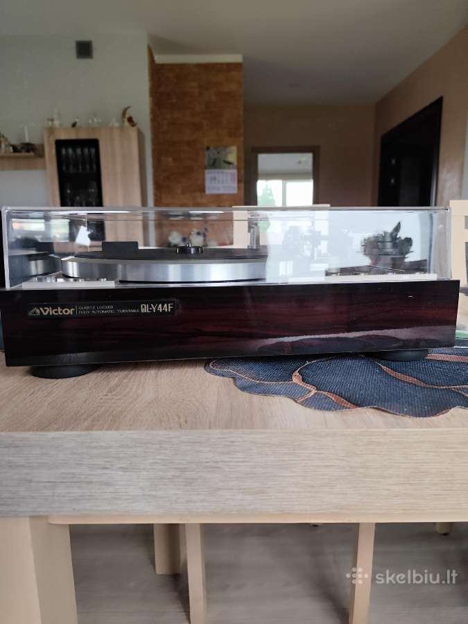 Vinilų grotuvas Victor Ql-y44f