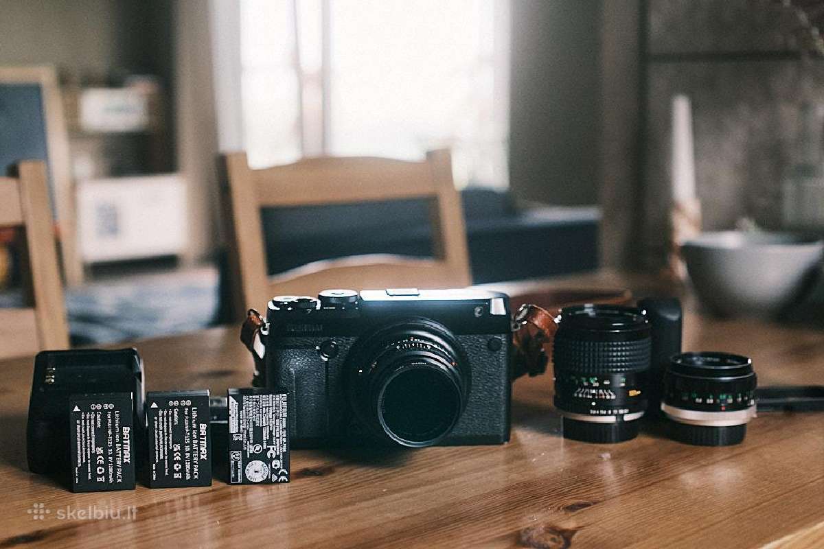 Fujifilm Gfx 50 R su objektyvais
