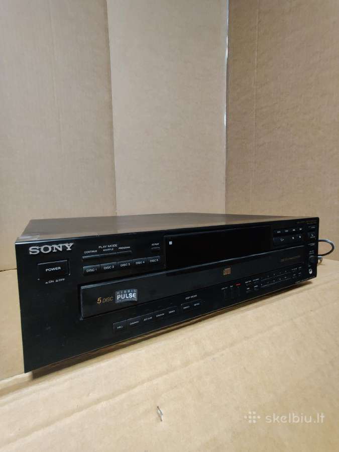 CD keitiklis Sony Cdp-c535 su defektu