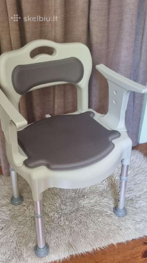 WC - dušo kėdė riboto judumo asmenims