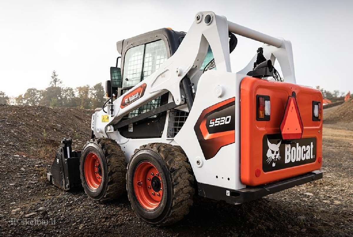 Bobcat S530 nuoma 45 Eur / val.