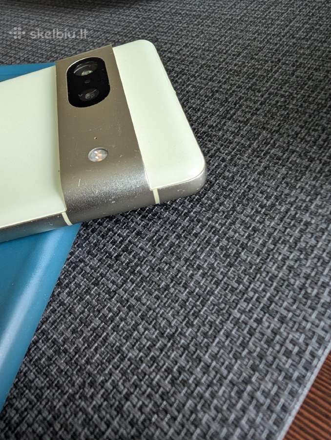 Google Pixel 7 gavęs drėgmės, gal tiks dalims - nuotraukos Nr. 3