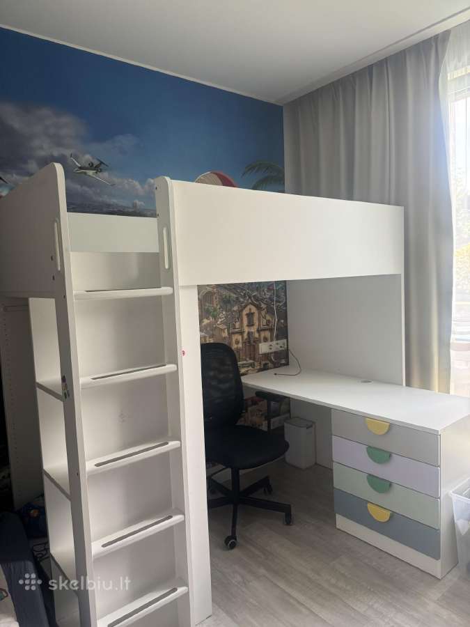 Dovanojama lova,stalas be čiužinio