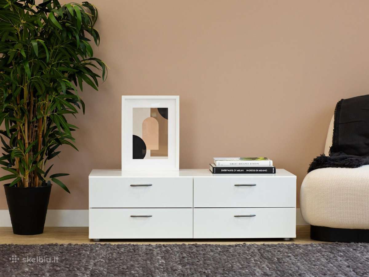 Nauja komoda Basic su 90% nuolaida!