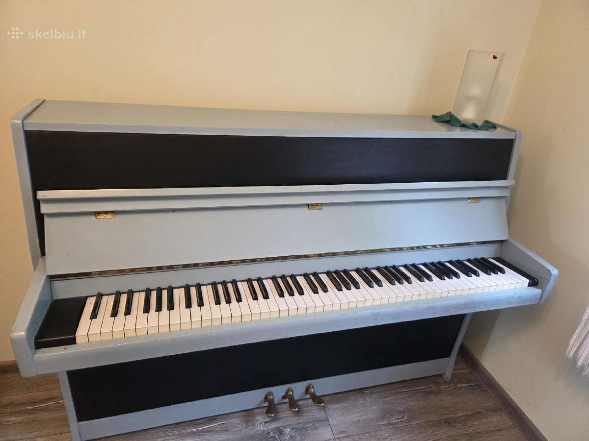 Parduodamas gerai išlaikytas pianinas Petrof - nuotraukos Nr. 2