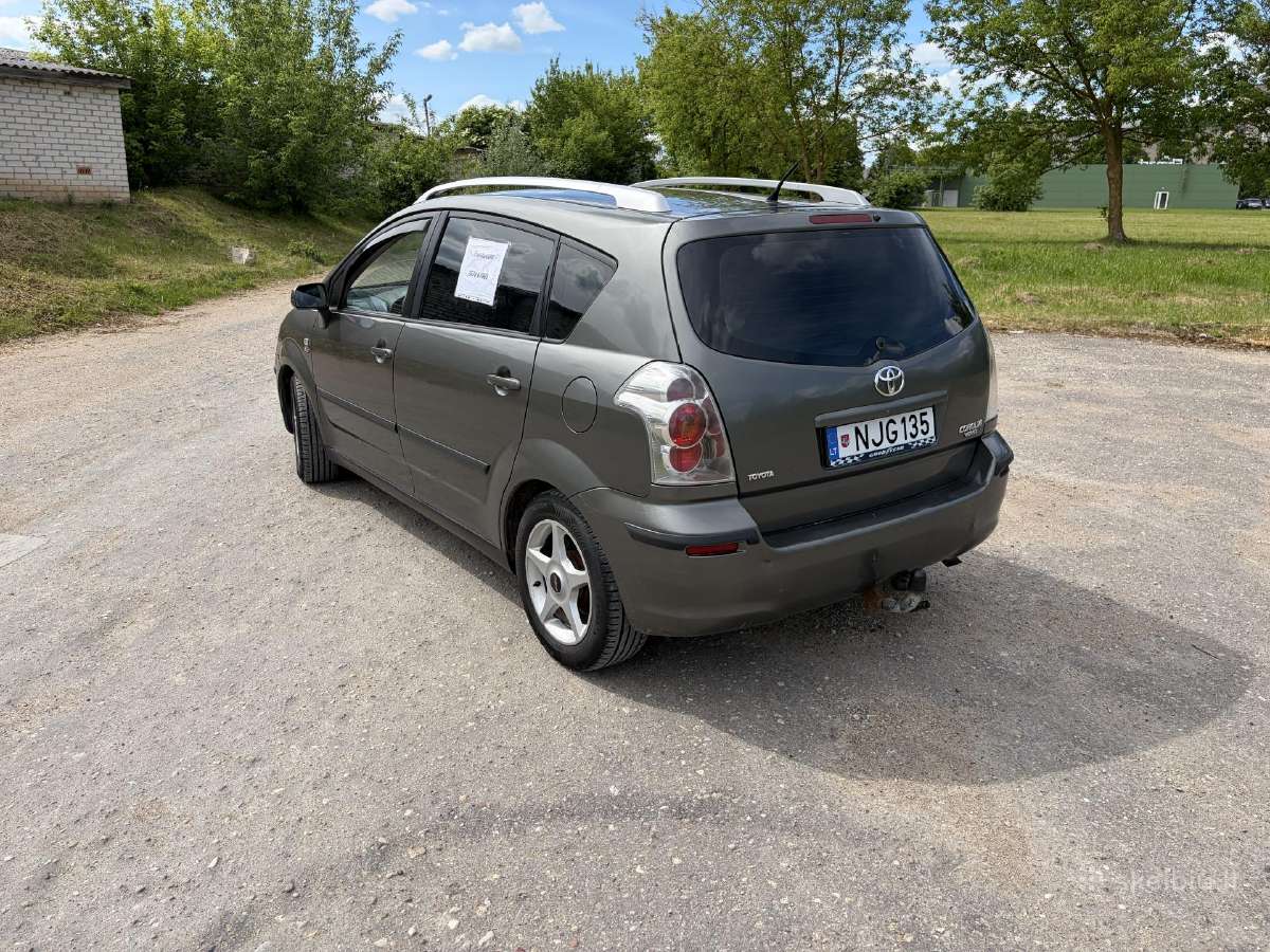 Parduodu Toyota Corolla Verso, 2005 metų