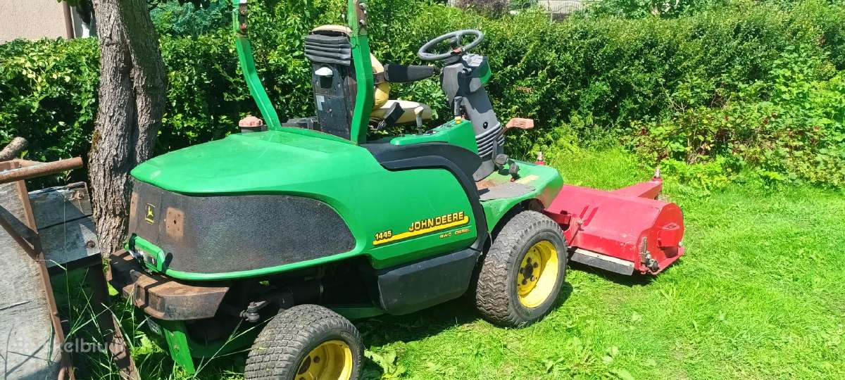 John Deere 4x4 F1445 Diesel Aukstai Zolei