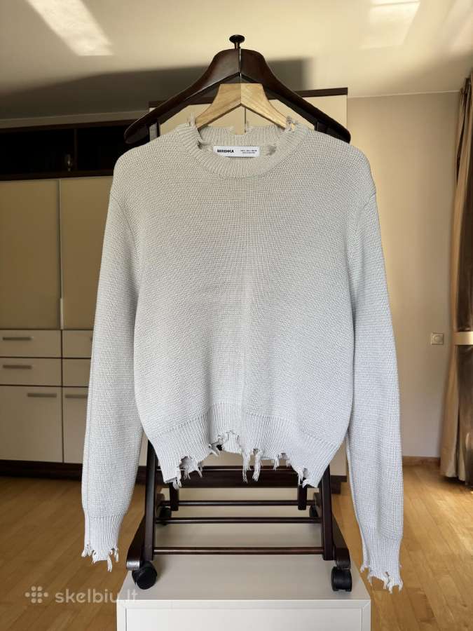 Bershka vyriškas plėšytas megztinis
