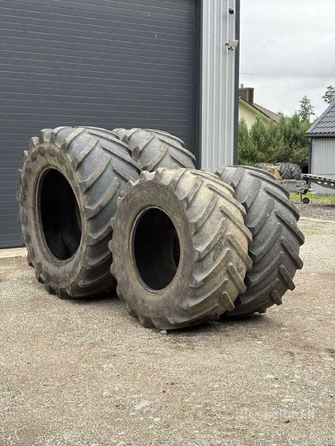 710/70r42 600/70r30 Michelin padangos