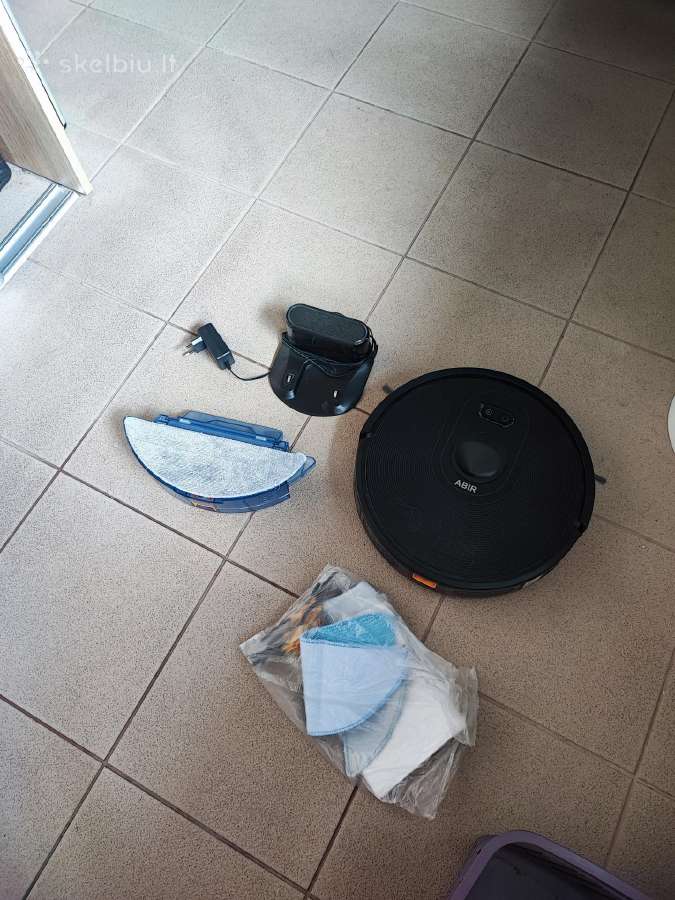 Naudotas namu robotas