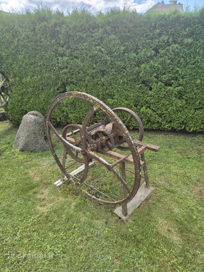 Akselinės, ratai, plūgai - nuotraukos Nr. 5
