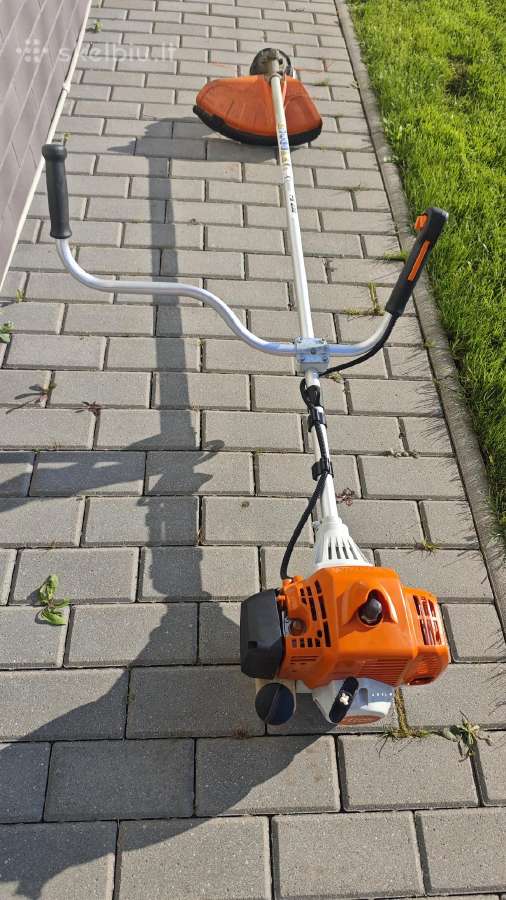 Padruodu Stihl FS 235 žoliapjovė