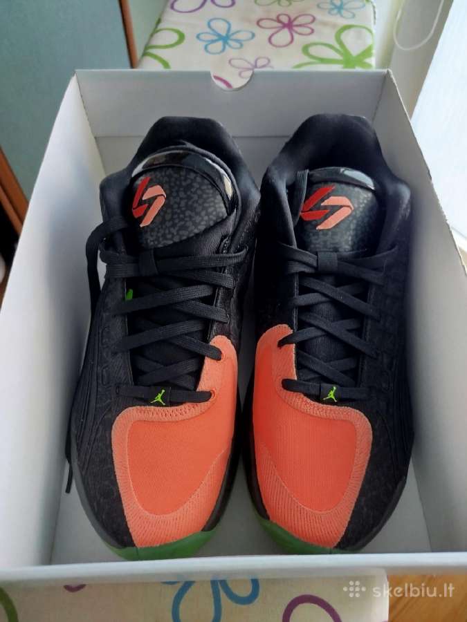 Jordan Luka 4