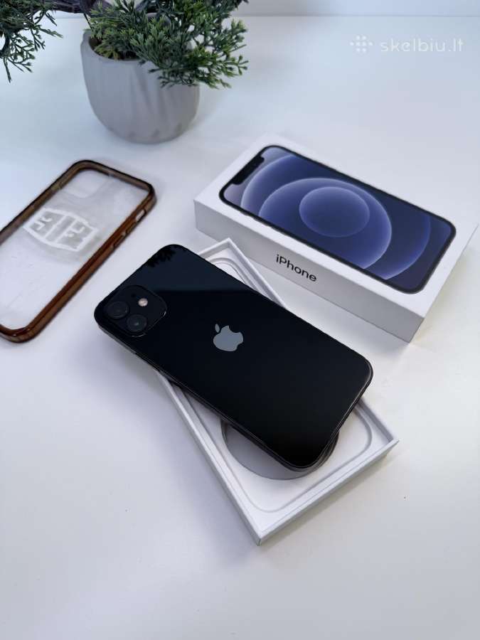 iPhone 12