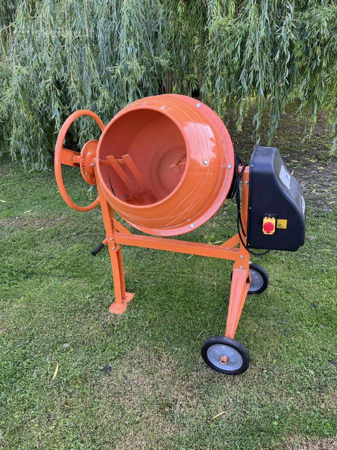 Betono Maišyklė 120l 550w