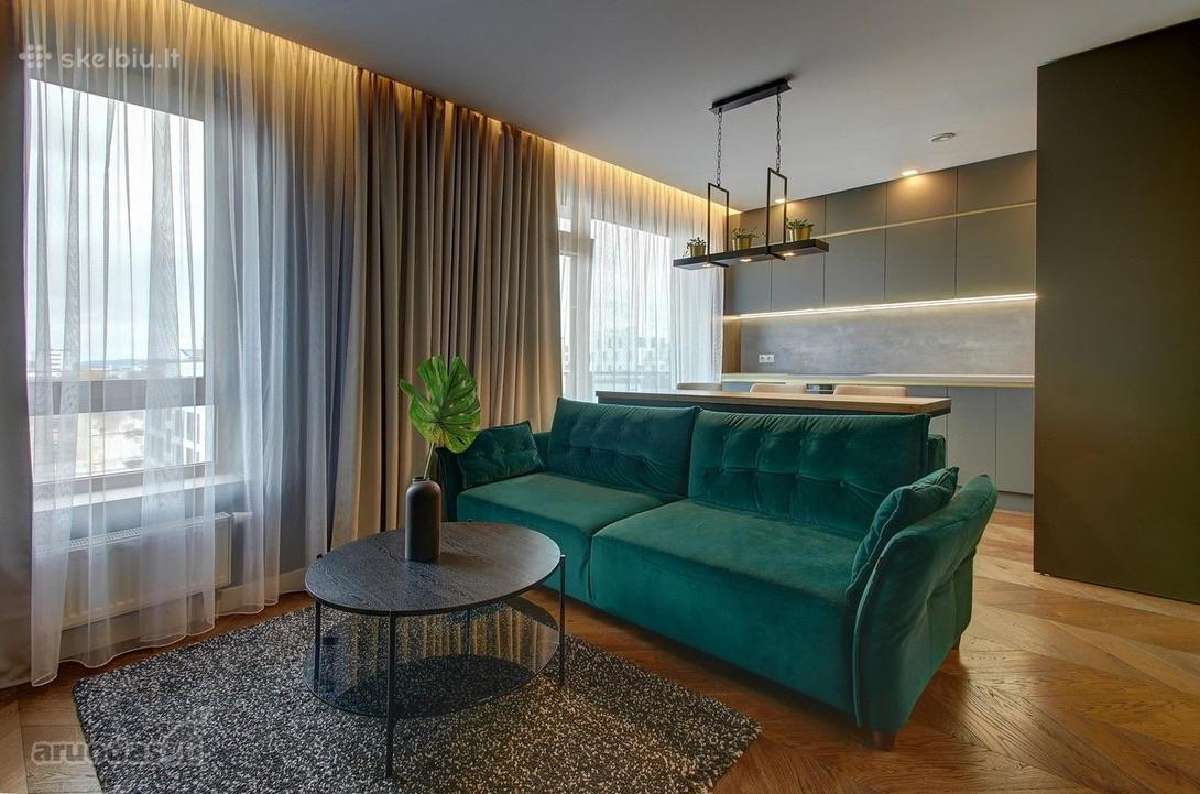 Puikios būklės trivietė sofa-lova (Magrės baldai)